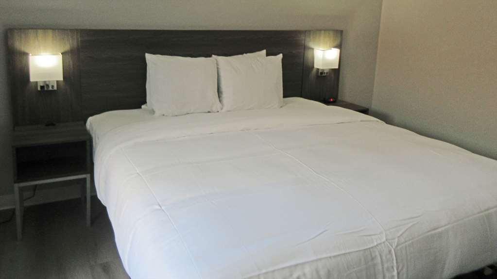 Suburban Studios Milwaukee Airport Quarto foto