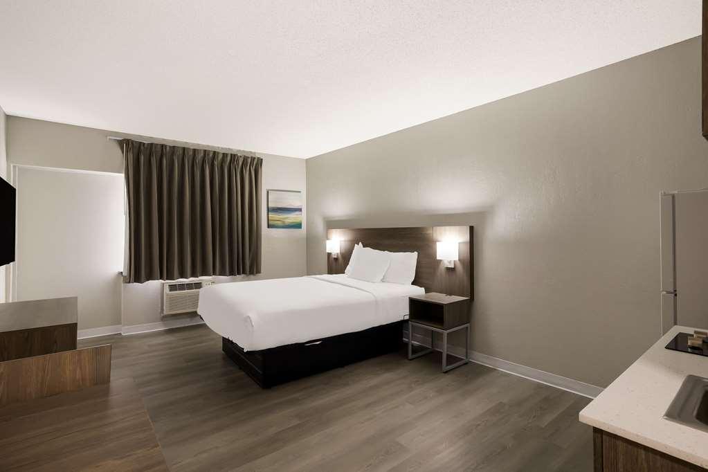Suburban Studios Milwaukee Airport Quarto foto