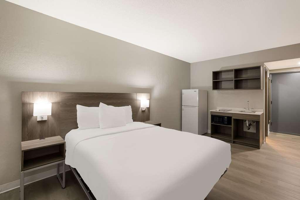 Suburban Studios Milwaukee Airport Quarto foto