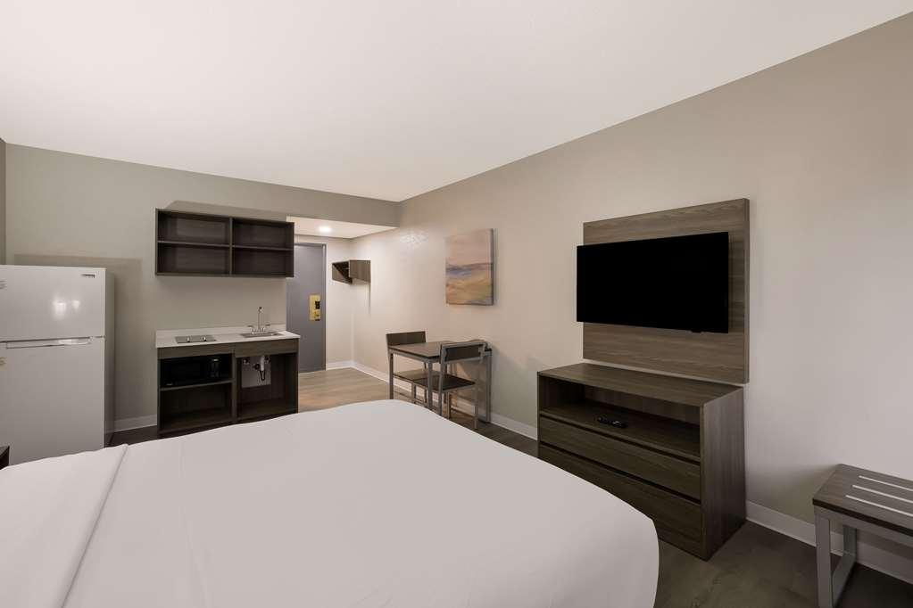 Suburban Studios Milwaukee Airport Quarto foto