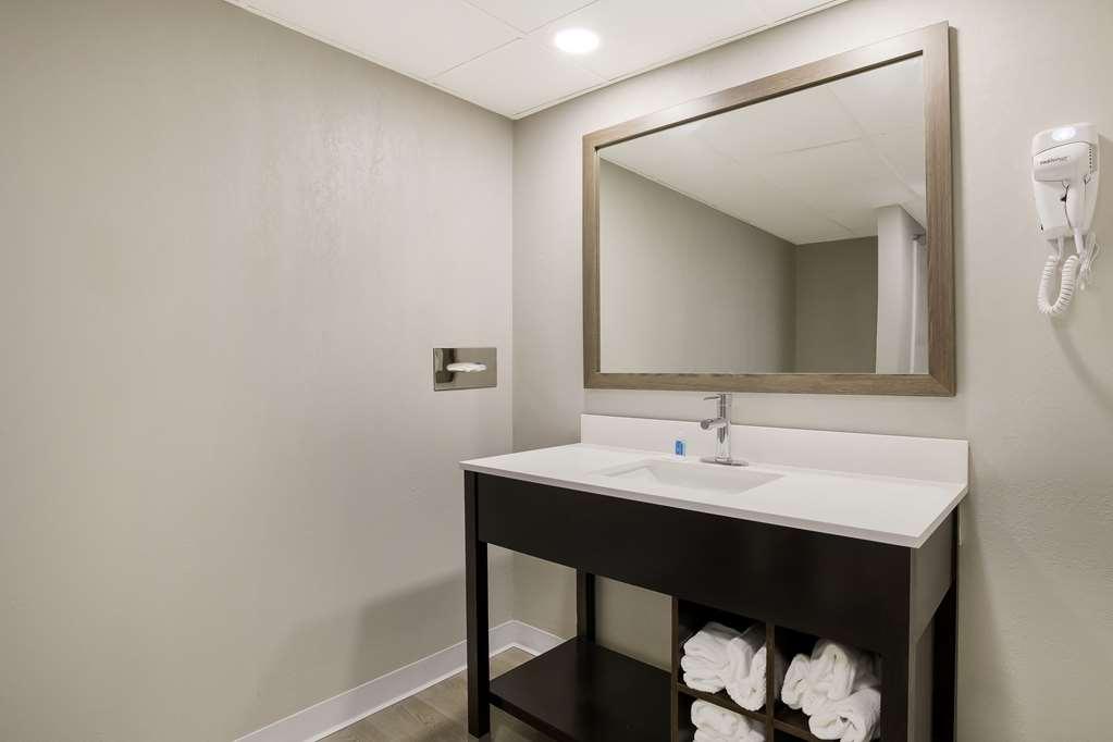 Suburban Studios Milwaukee Airport Quarto foto